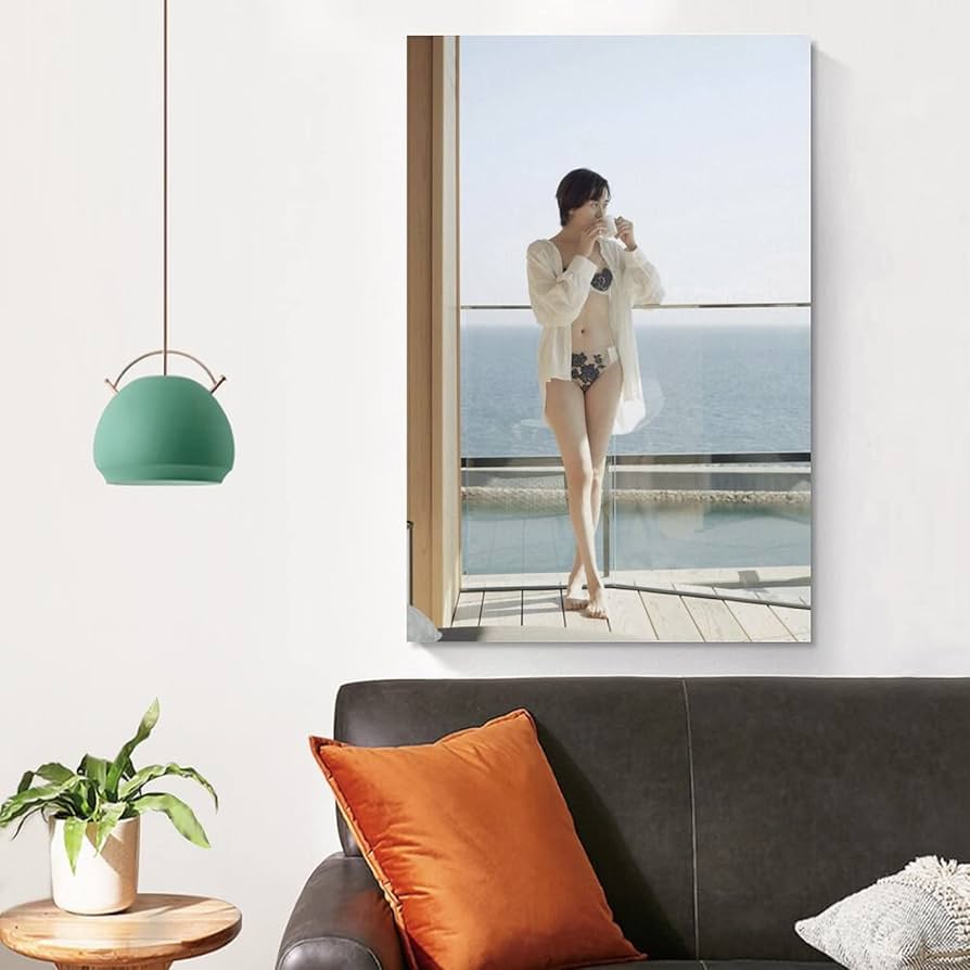 Amazon.co.jp: 比嘉愛未セクシー写真ビキニ画像ポスター10 壁